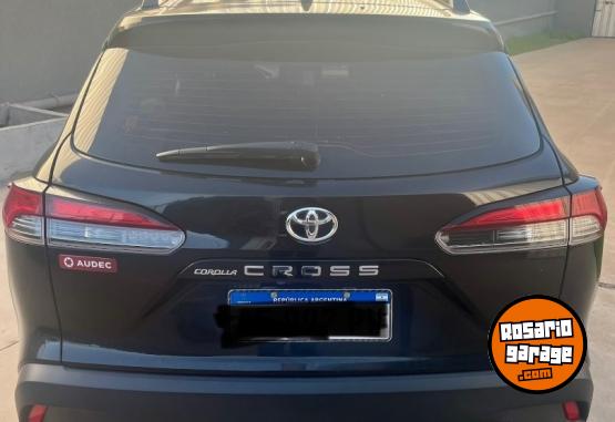 Autos - Toyota Corolla Cross 2021 Nafta 56700Km - En Venta