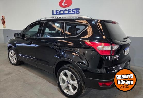 Camionetas - Ford Kuga titanium 2018 Nafta 102000Km - En Venta