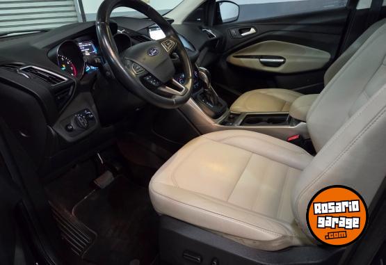 Camionetas - Ford Kuga titanium 2018 Nafta 102000Km - En Venta