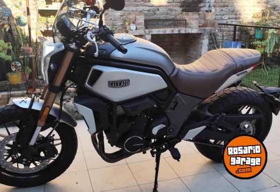 Motos - CF Clx 700 2022 Nafta 5500Km - En Venta