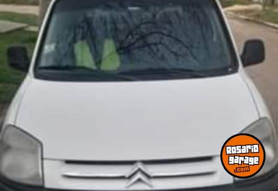 Utilitarios - Citroen Berlingo  furgon 2012 Diesel 280000Km - En Venta