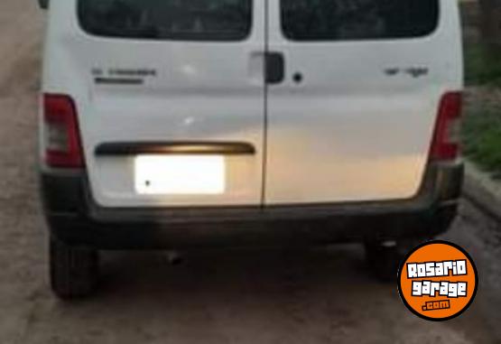 Utilitarios - Citroen Berlingo  furgon 2012 Diesel 280000Km - En Venta
