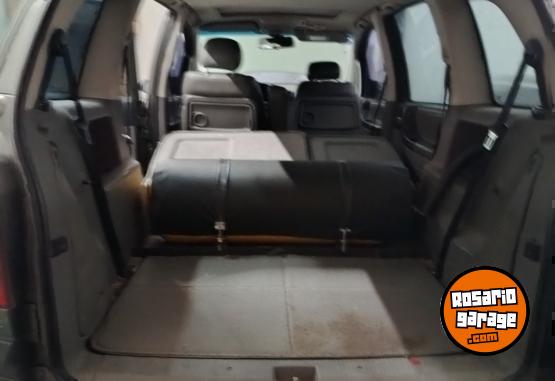 Autos - Chevrolet Zafira 2010 GNC 250000Km - En Venta