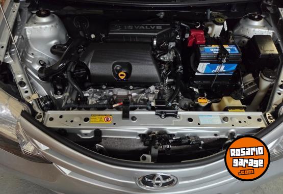 Autos - Toyota Etios xs 2015 Nafta 92000Km - En Venta