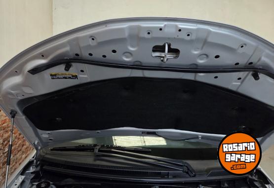 Autos - Toyota Etios xs 2015 Nafta 92000Km - En Venta