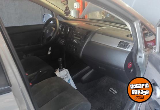 Autos - Nissan Tiida 1.8 2011 Nafta 111111Km - En Venta