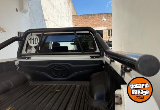 Accesorios para Autos - Barra Toyota Hilux - En Venta
