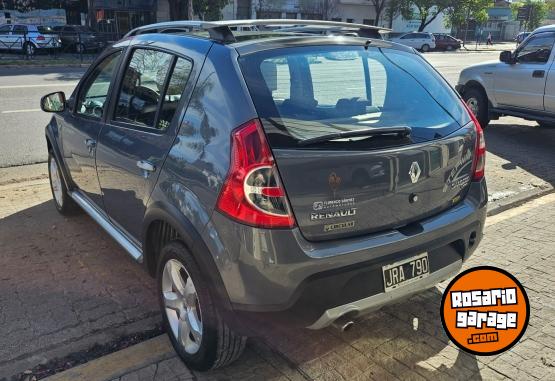 Autos - Renault Sandero stepway 2011 GNC 180000Km - En Venta