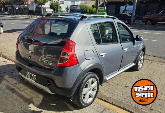 Autos - Renault Sandero stepway 2011 GNC 180000Km - En Venta