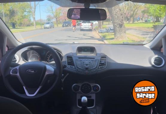 Autos - Ford Diesta 2018 Nafta 78000Km - En Venta