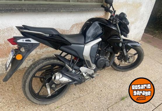 Motos - Yamaha FZ fi 150cc 2021 Nafta 20000Km - En Venta