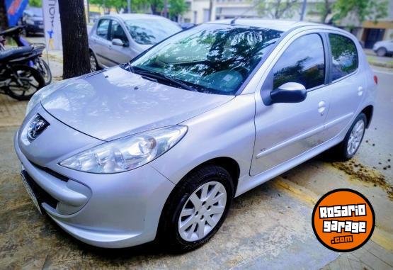 Autos - Peugeot 207 2016 Diesel 95000Km - En Venta