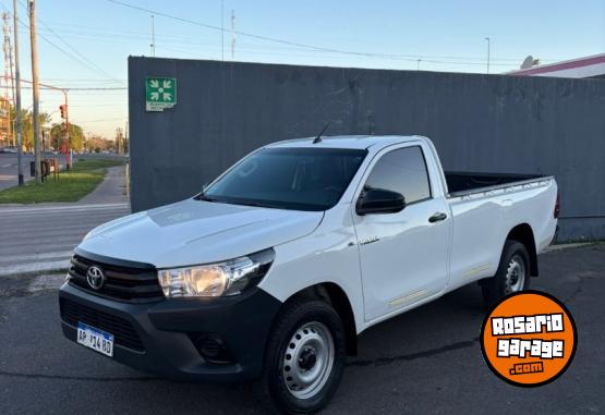 Camionetas - Toyota Hilux Dx 4x2 2017 Diesel 190000Km - En Venta