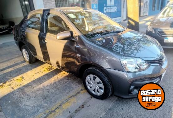 Autos - Toyota ETIOS 2023 Nafta 8700Km - En Venta