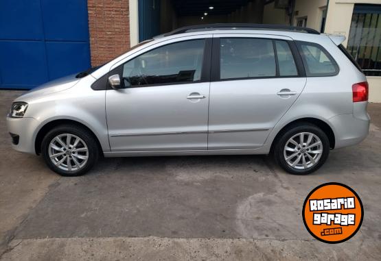 Autos - Volkswagen SURAN 1.6 HIGHLINE L/14 2013 Nafta 100500Km - En Venta