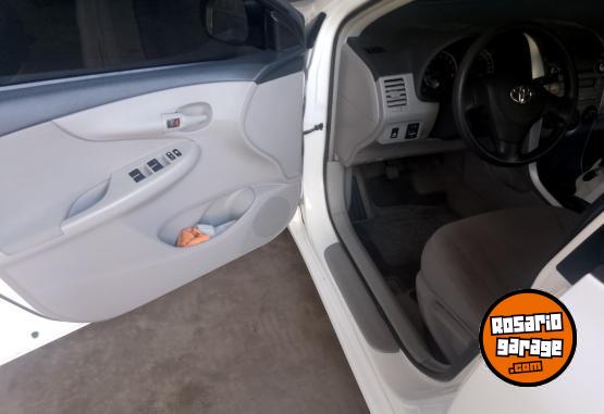 Autos - Toyota Corolla 1.8 xli m/t 2013 Nafta 111000Km - En Venta