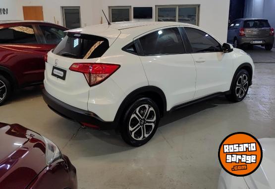 Autos - Honda HRV LX AT 2015 Nafta 96000Km - En Venta