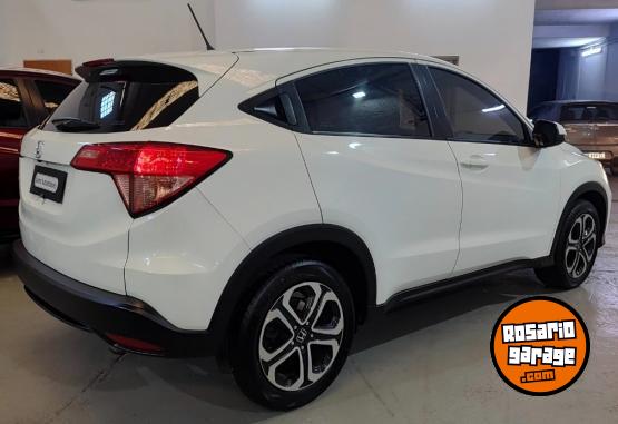 Autos - Honda HRV LX AT 2015 Nafta 96000Km - En Venta