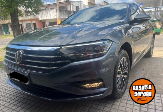Autos - Volkswagen VENTO COMFORTLINE 1.4 T 2018 Nafta 74000Km - En Venta