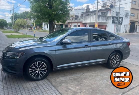 Autos - Volkswagen VENTO COMFORTLINE 1.4 T 2018 Nafta 74000Km - En Venta