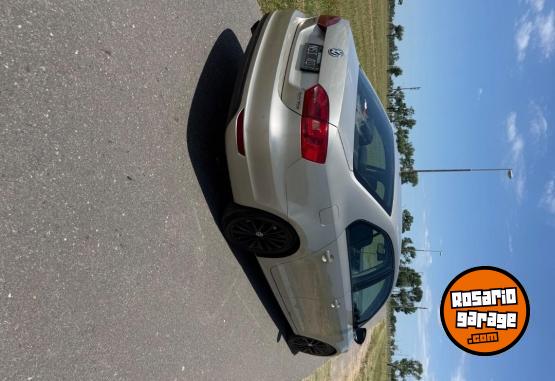 Autos - Volkswagen Vento Luxury DSG 2014 Diesel 118000Km - En Venta