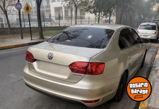 Autos - Volkswagen Vento Luxury DSG 2014 Diesel 130000Km - En Venta