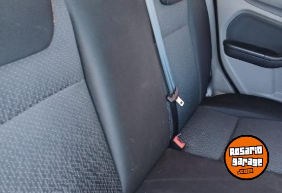 Autos - Ford Focus 2013 Nafta 99000Km - En Venta
