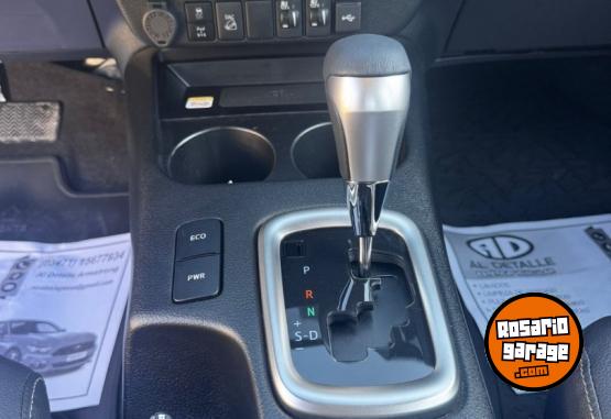 Camionetas - Toyota Hilux SRX 2025 Diesel 0Km - En Venta
