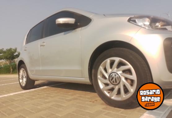 Autos - Volkswagen Up high 2019 Nafta 85000Km - En Venta