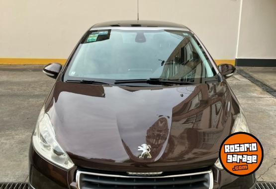 Autos - Peugeot 208 2015 Nafta 85000Km - En Venta