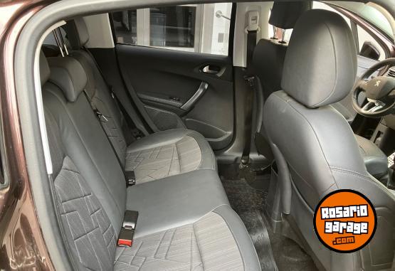 Autos - Peugeot 208 2015 Nafta 85000Km - En Venta