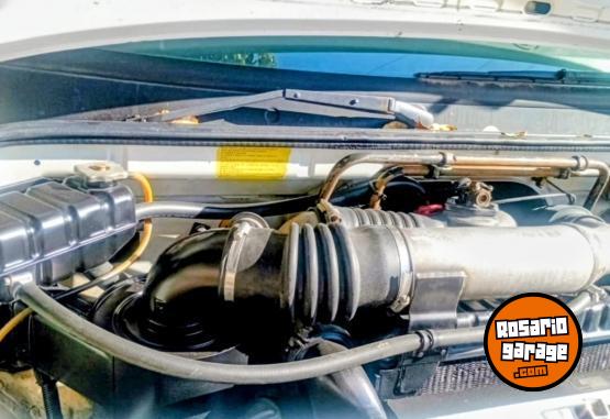 Camiones y Grúas - Mercedes Benz 710 Plus - En Venta