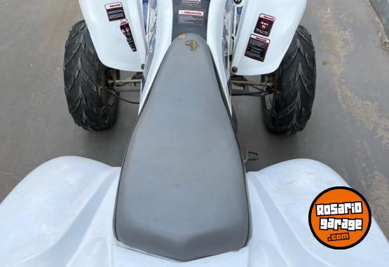 Cuatris y UTVs - Motomel Pitbull 2015 111111Km - En Venta