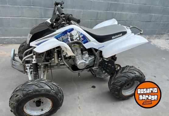 Cuatris y UTVs - Motomel Pitbull 2015 111111Km - En Venta