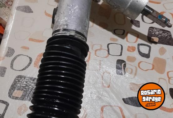 Accesorios para Autos - Caja de dirección hidráulica Corsa y Meriva 1.8 - En Venta