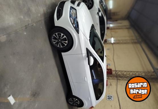 Autos - Chevrolet Onix LTZ 2014 Nafta 131000Km - En Venta