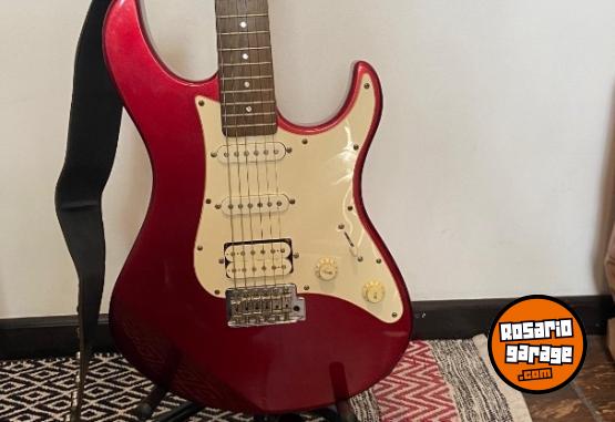Instrumentos Musicales - Pack Completo - Yamaha Pacífica + Marshall 15W con funda, correa y cables! - En Venta