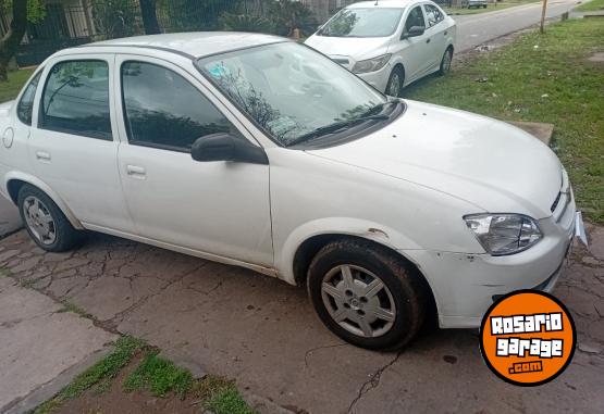 Autos - Chevrolet Clasic 2016 GNC 330000Km - En Venta