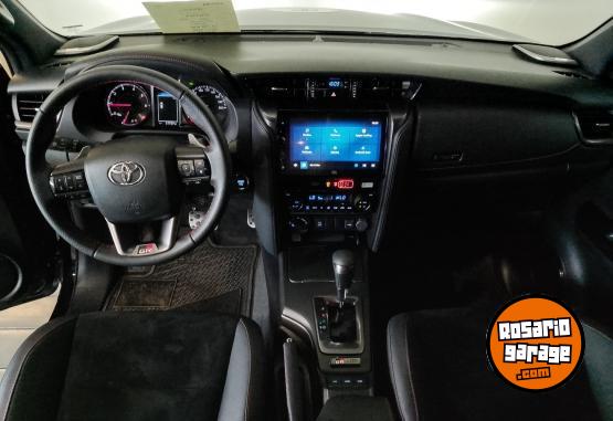 Camionetas - Toyota SW4 4X4 GR-SPORT 2,8 TDI 2024 Diesel 21708Km - En Venta