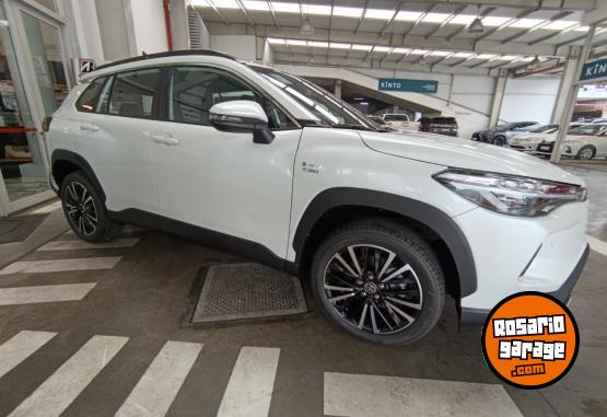 Autos - Toyota Corolla Cross SEG HV-NAFT 2025 Electrico / Hibrido 0Km - En Venta