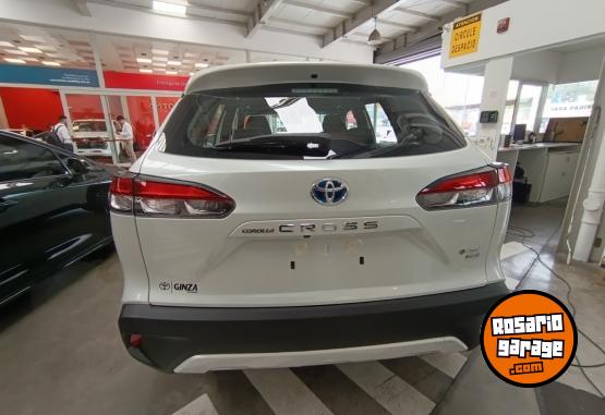 Autos - Toyota Corolla Cross SEG HV-NAFT 2025 Electrico / Hibrido 0Km - En Venta