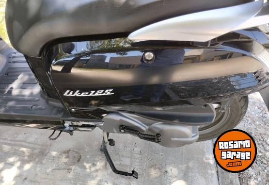 Motos - Kymco Like 125 2024 Nafta 5000Km - En Venta