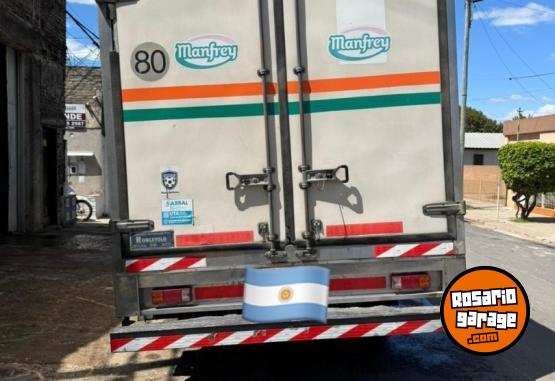 Camiones y Gras - FORD F4000 CUMMINS 4BT - En Venta