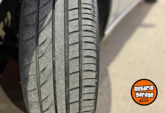 Autos - Ford Focus 2008 Nafta 168000Km - En Venta