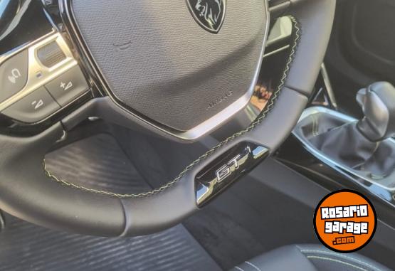 Autos - Peugeot 2008 GT 2025 Nafta 9000Km - En Venta