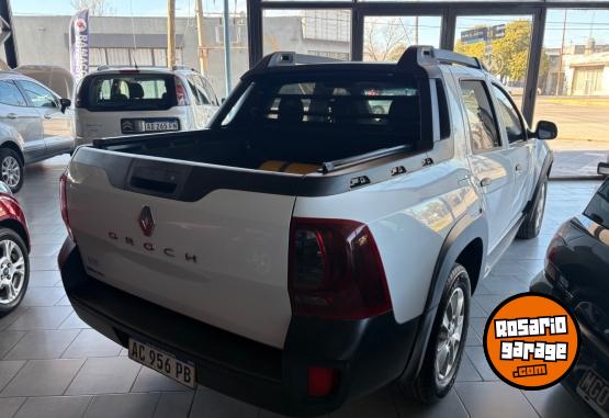 Camionetas - Renault Oroch Outsaider 2018 GNC 115000Km - En Venta
