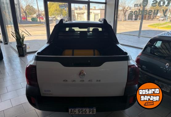 Camionetas - Renault Oroch Outsaider 2018 GNC 115000Km - En Venta