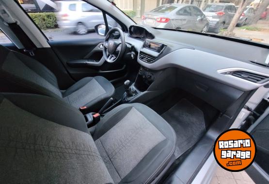 Autos - Peugeot 208 Active 1.6 2018 Nafta 92000Km - En Venta