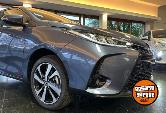 Autos - Toyota YARIS 5 PUERTAS CVT XS 2025 Nafta 0Km - En Venta