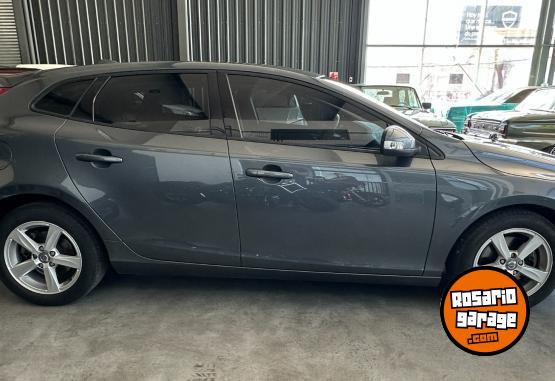 Autos - Volvo V40 T4 AT 2013 Nafta 110452Km - En Venta